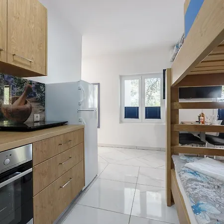 Rosmarin - Family Friendly, Beachfront Appartement