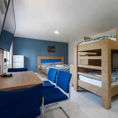 Rosmarin - Family Friendly, Beachfront